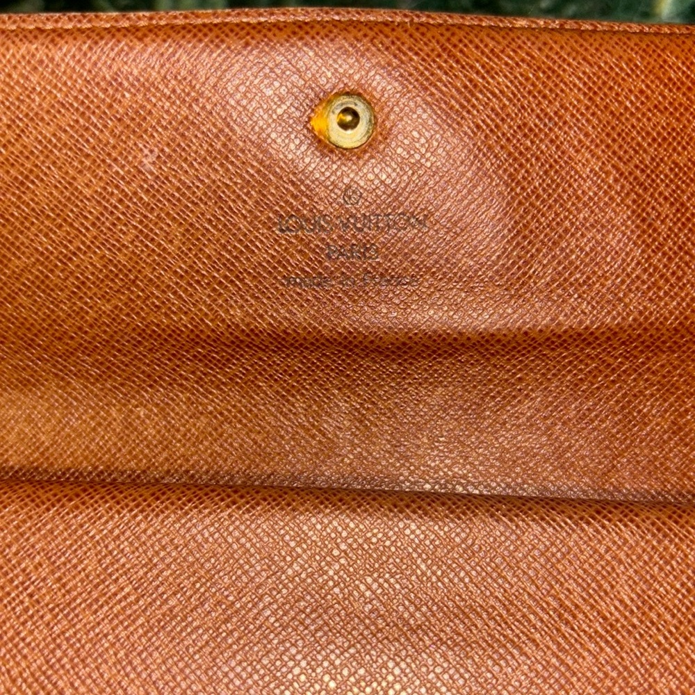 Louis Vuitton Sara Wallet - Picture 5 of 11